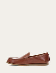 Saddle