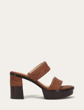 Saddle