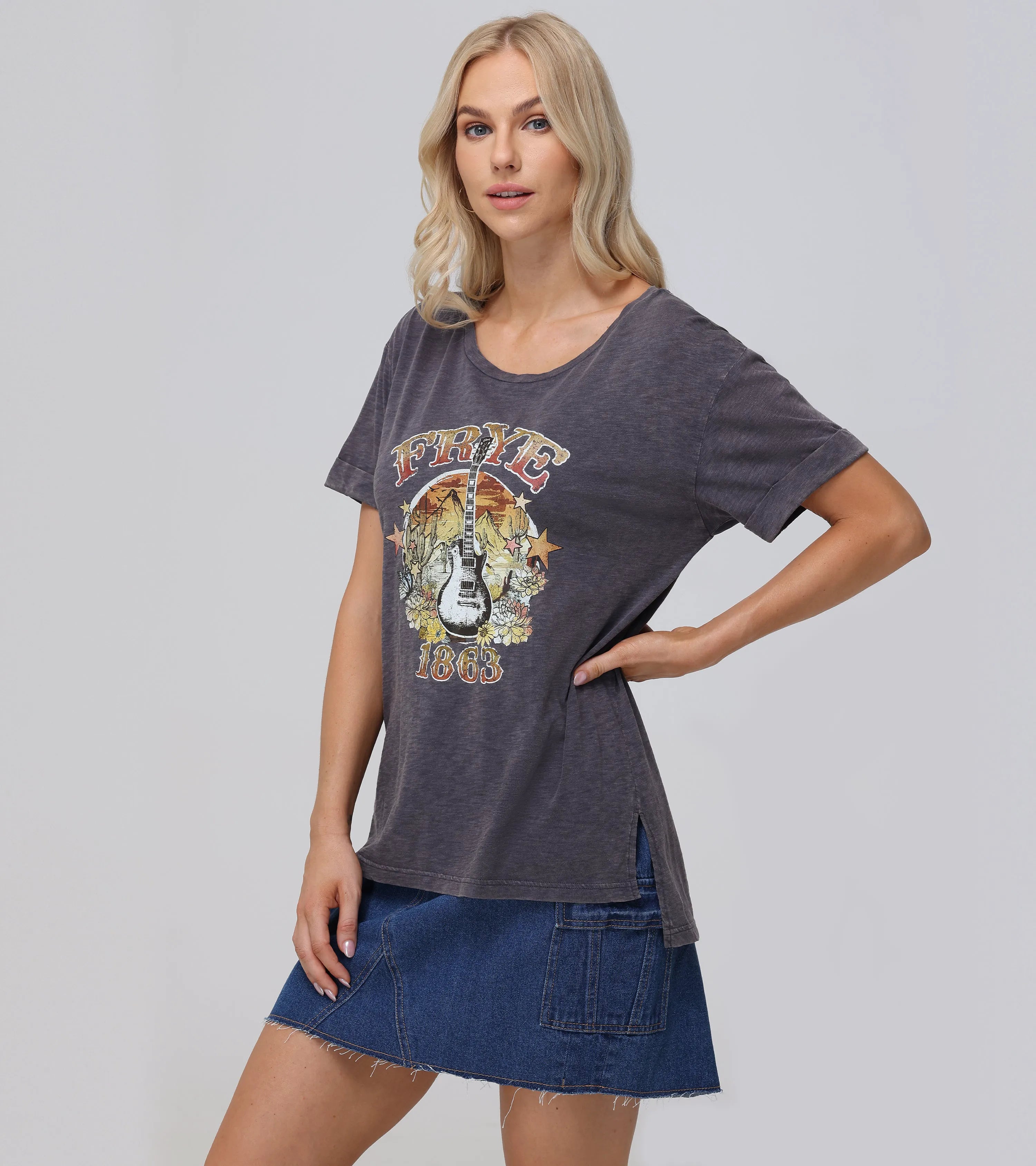 Rolled Cuff Graphic Tee - Pre-Loved