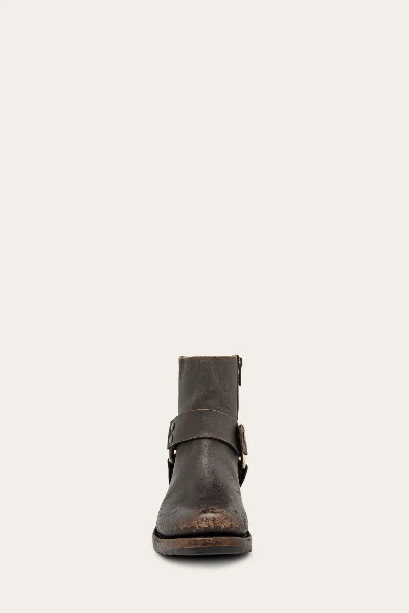 Distressed Black