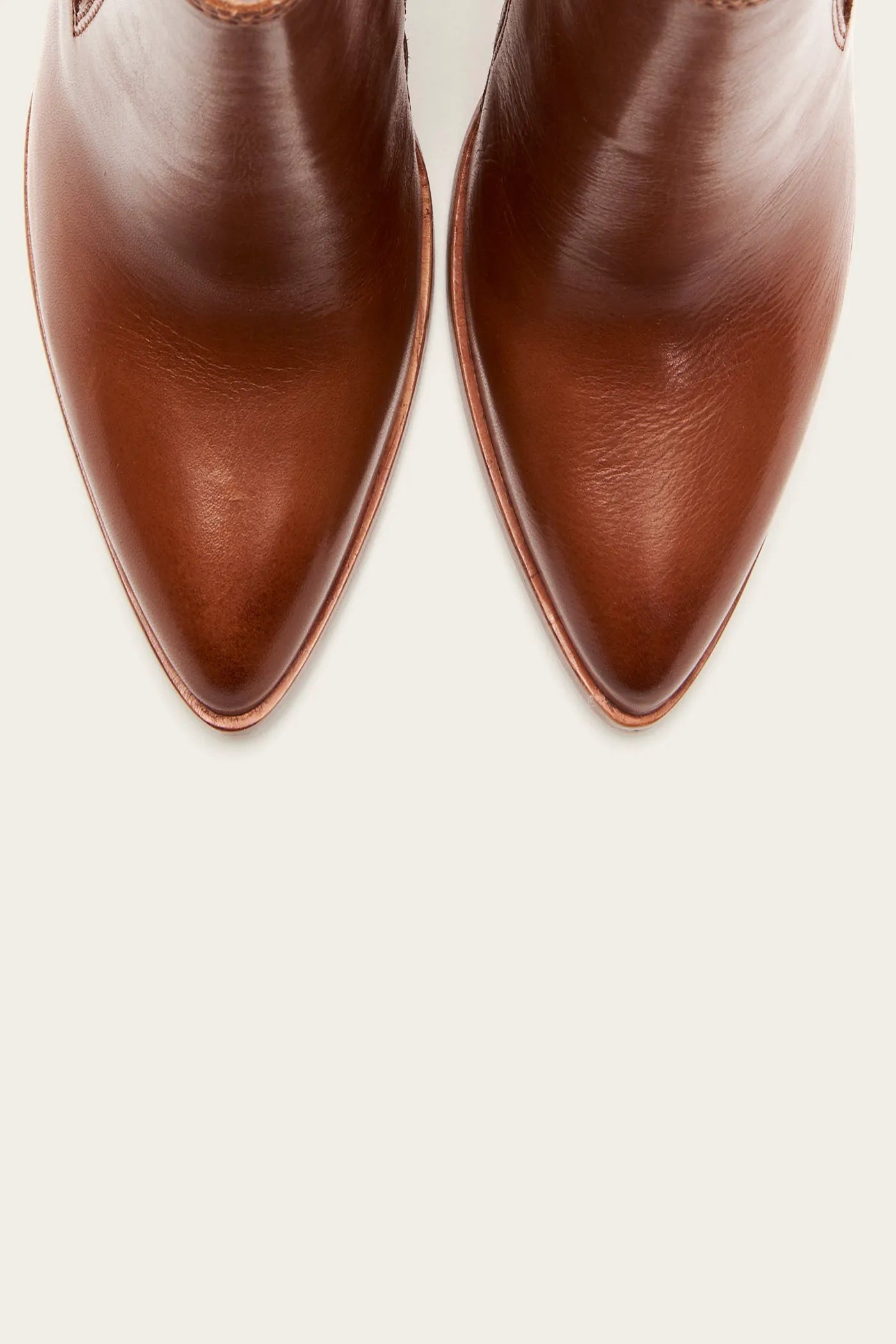 Saddle