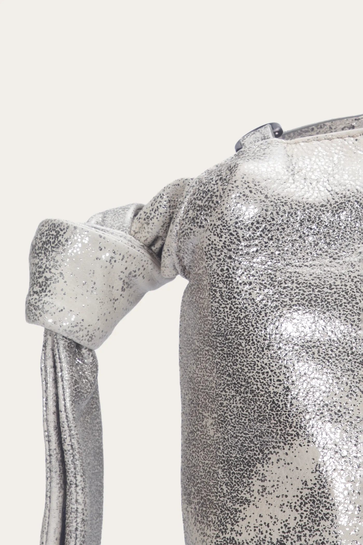Cream Metallic