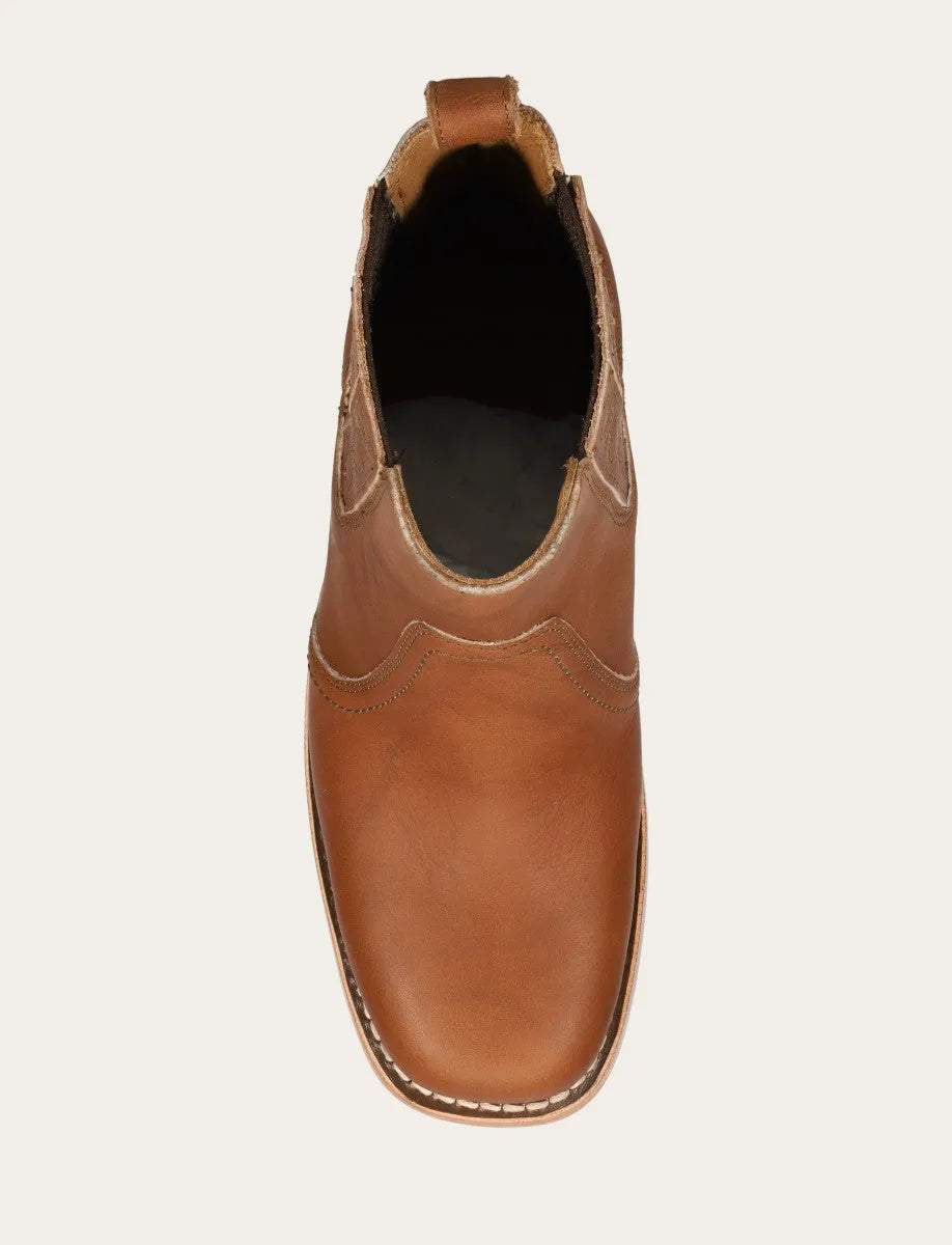 Saddle