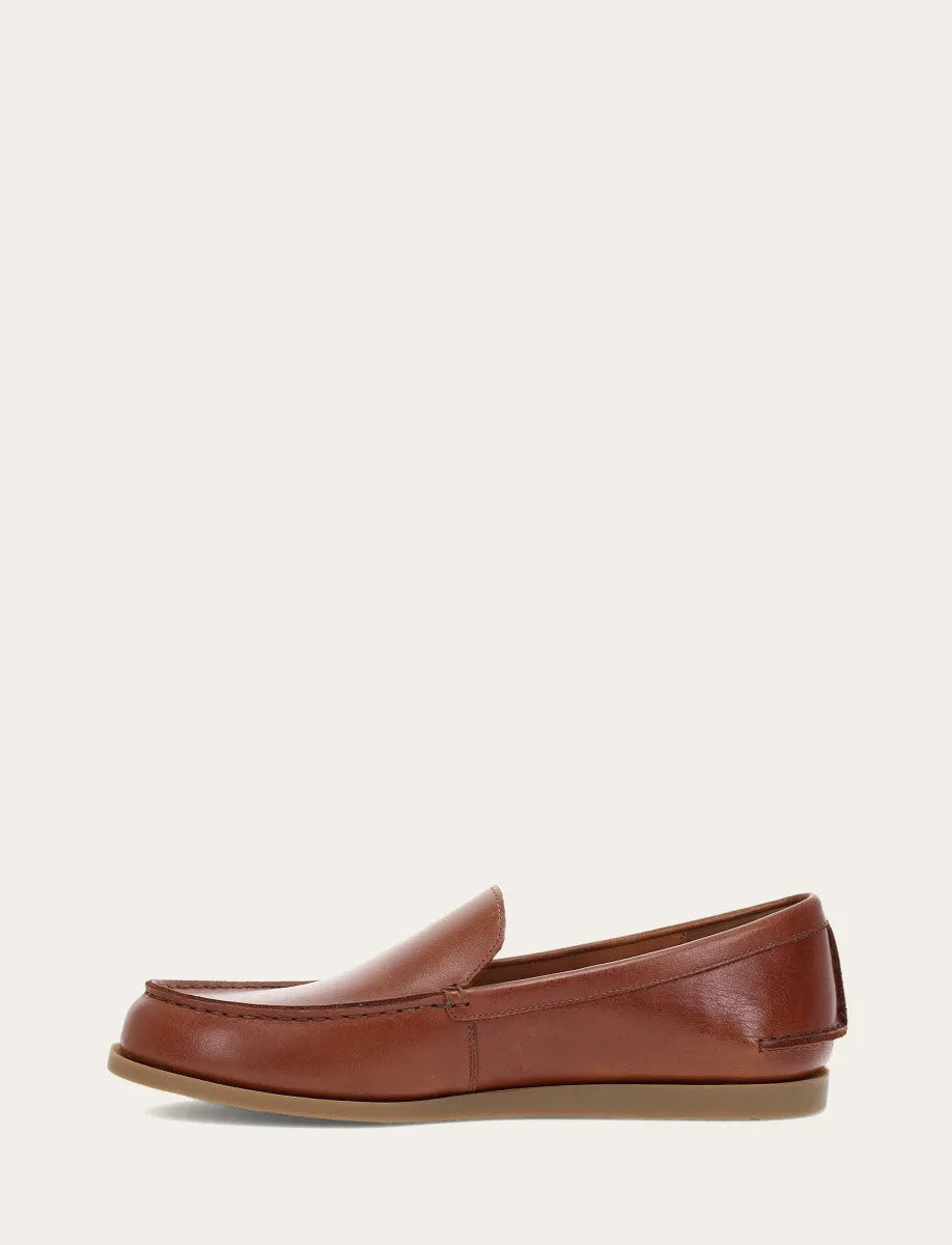 Saddle