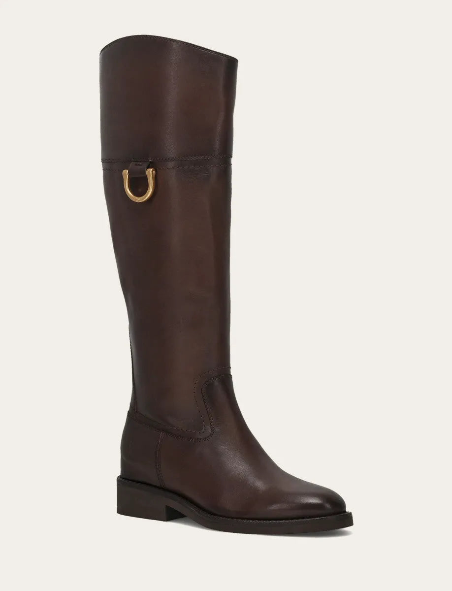 Black/brown